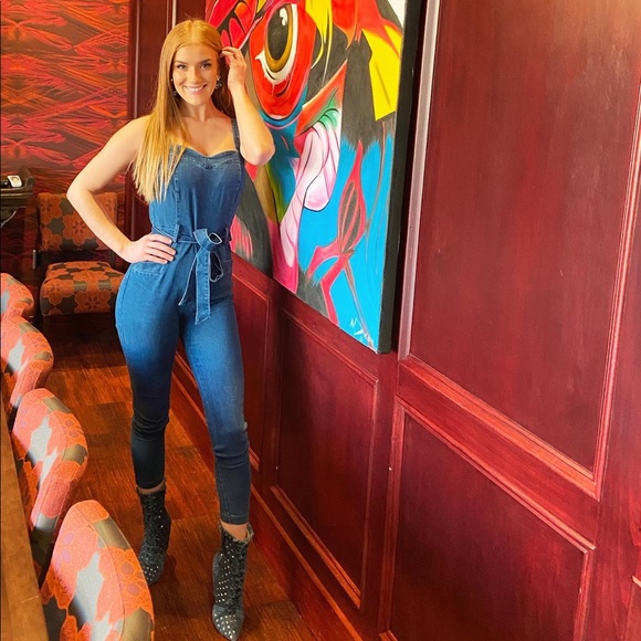 I’m Hali✨ - Picture 5 of 9